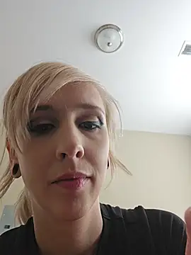 AmethystFoxx's Live Chat Room