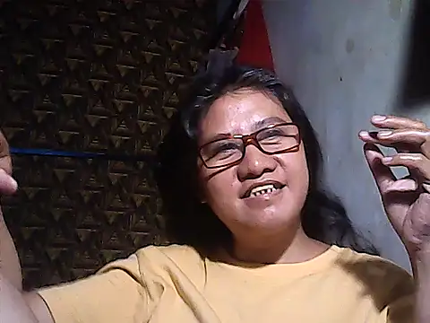 sweetsosie18's Live Chat Room