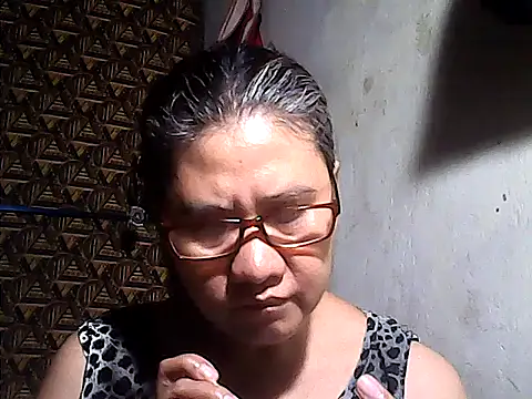 Živá chatovací místnost sweetsosie18