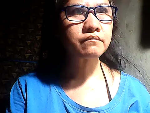 Živá chatovací místnost sweetsosie18
