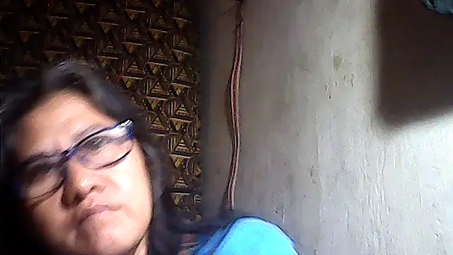 Živá chatovací místnost sweetsosie18