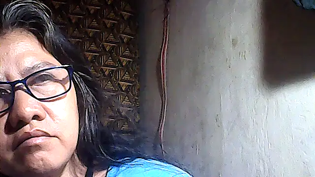 Živá chatovací místnost sweetsosie18
