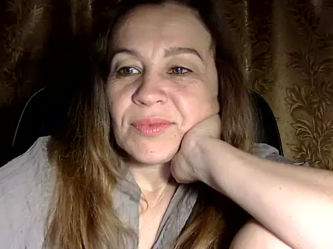 Sala de chat ao vivo de IssaMy1