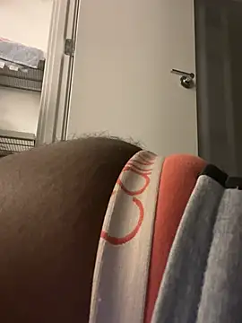 KING-LEO-BBC's Live Chat Room