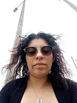 Iam_Issaa_ – live chatrum