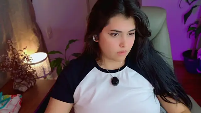 Nannicutee Cameră chat live