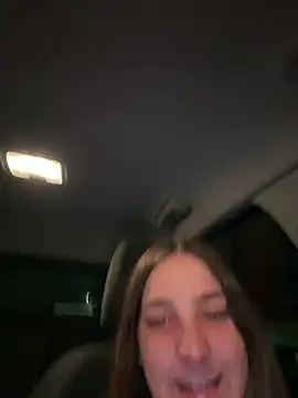 חדר צ'אט בשידור חי של DoriDelux66