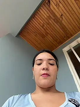 Chat soba uživo modela Sarita-candy