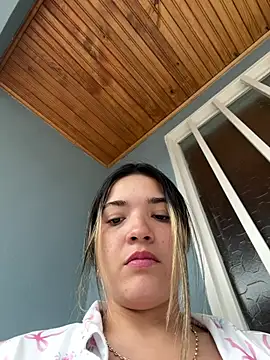 Živá chatovací místnost Sarita-candy