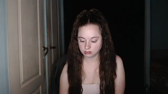 ryhhnnagold99 élő chatszobája