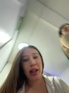 Živá chatovací místnost roouse