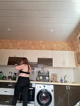 suzanara чат на живо
