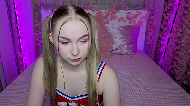 LilyStarlight's Live Chat Room