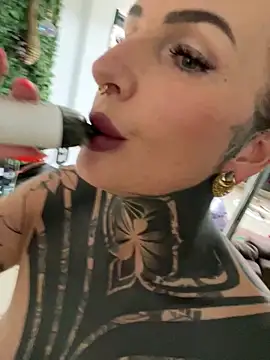KathaleaNoir Live Chatraum