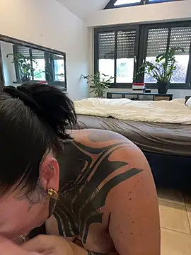 KathaleaNoir Live Chatraum