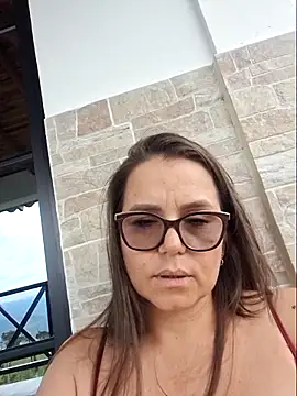 MariaPau_83's Live Chat Room