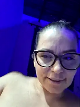 Sala de chat ao vivo de MariaPau_83