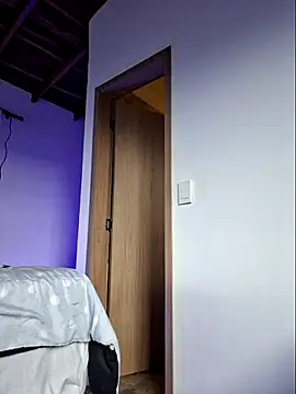 MariaPau_83 Adlı Modelin Canlı Sohbet Odası
