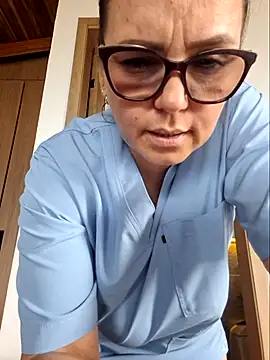 MariaPau_83 Adlı Modelin Canlı Sohbet Odası