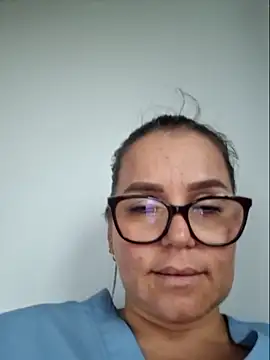 MariaPau_83 Adlı Modelin Canlı Sohbet Odası