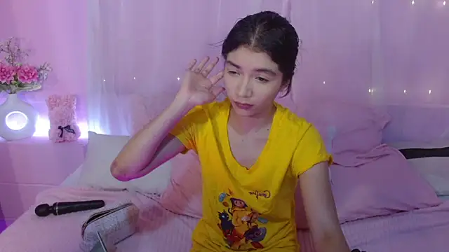 Sweetcristin's Live Chat Room