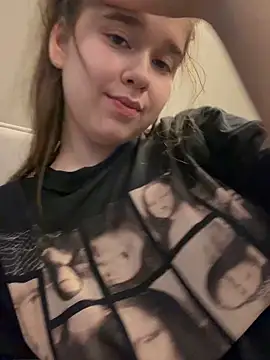 HornyGirlH Live Chatraum