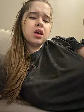 Phòng Chat Trực Tiếp HornyGirlH