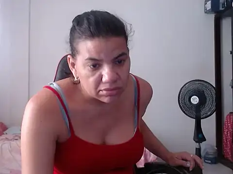 Adriana_0312 – live chatrum