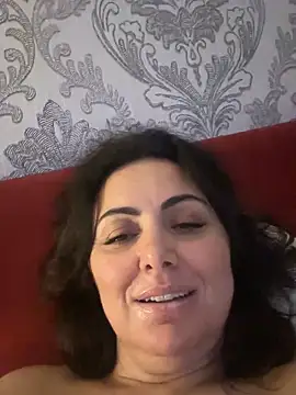 غرفة دردشة Emma_roqueen المباشرة