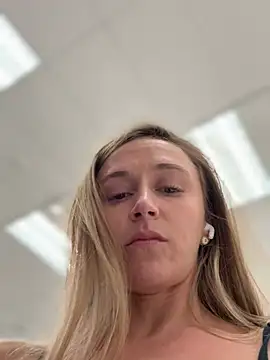 lunagirl13 Live Chatraum