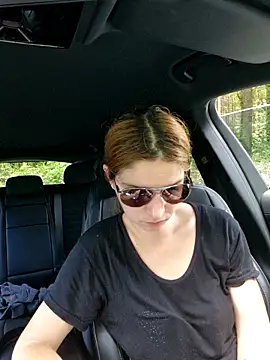 Phòng Chat Trực Tiếp Mercedeswoman8