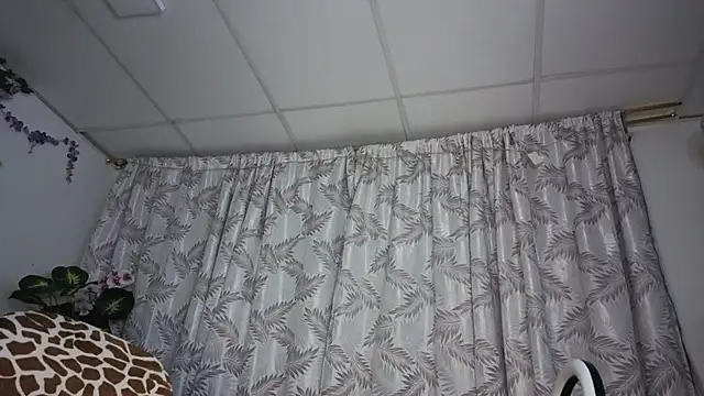 valquiria_sirgun – live chatrum