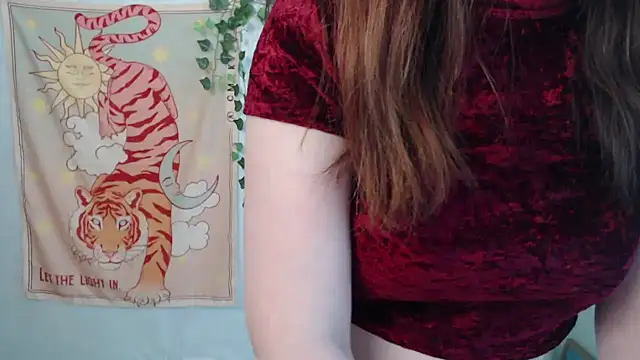 غرفة دردشة VeryVeryVeryShy_ المباشرة