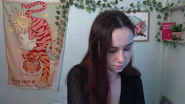 VeryVeryVeryShy_ Live Chatraum