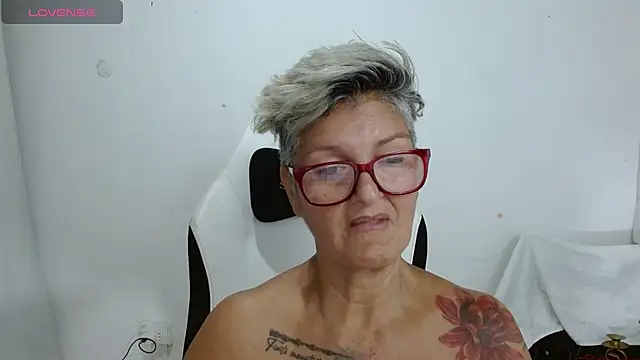 Sala de chat en directo de bety-cum2