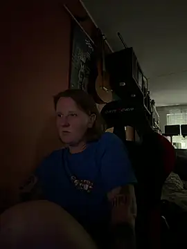 wetgerman_2's Live Chat Room