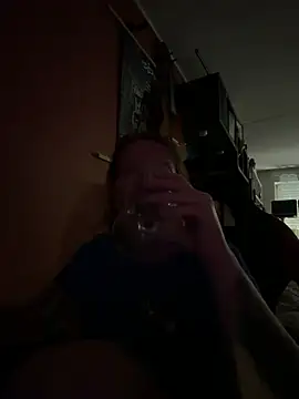 wetgerman_2's Live Chat Room