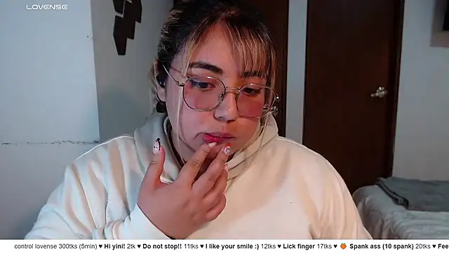 yini_angel live-chat rom