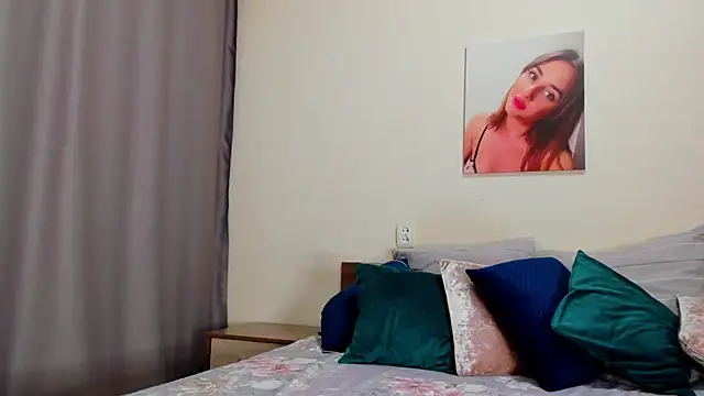 Squishy_Goddess Adlı Modelin Canlı Sohbet Odası