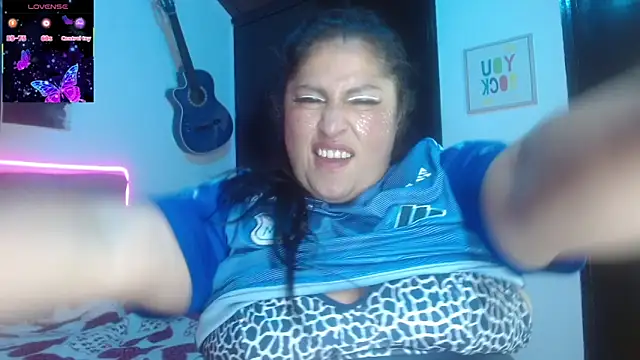 Keyla01_ – Naživo XXX chat