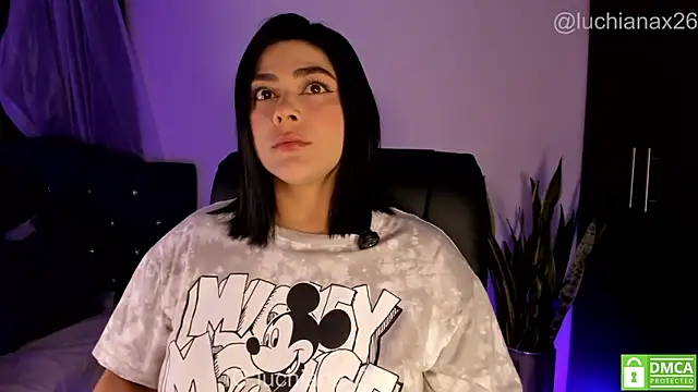 Pokój czatu na żywo – lucy26_