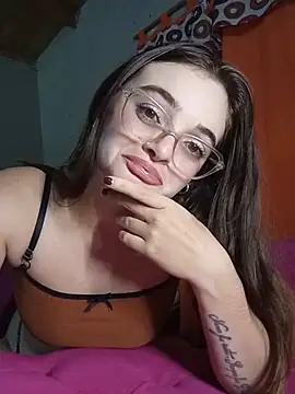 Emmacut's Live Chat Room