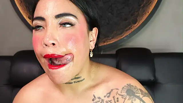 miss_vaiolette – Naživo chatovacia miestnosť