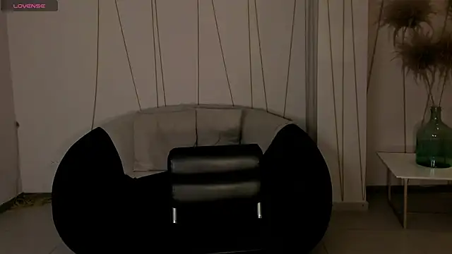 Онлайн чат JadeEvansX