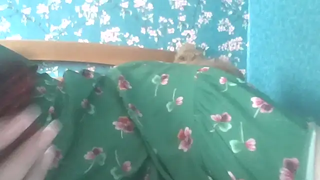 Rozaaaaforyoubigboob чат на живо