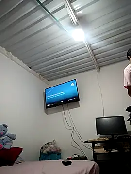 Chat soba uživo modela Bigassmommy_x