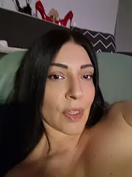 غرفة دردشة AryaSummersReal المباشرة