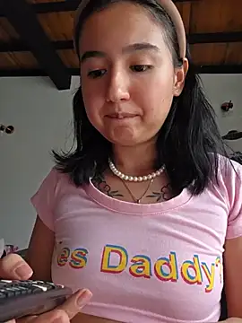Živá chatovací místnost Pinkie_Princes