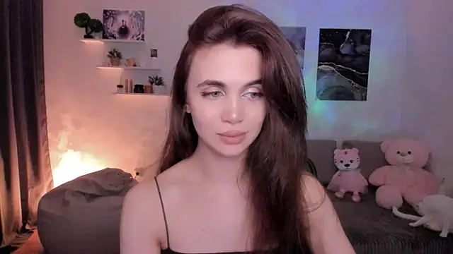 mellifluoustessss Adlı Modelin Canlı Sohbet Odası