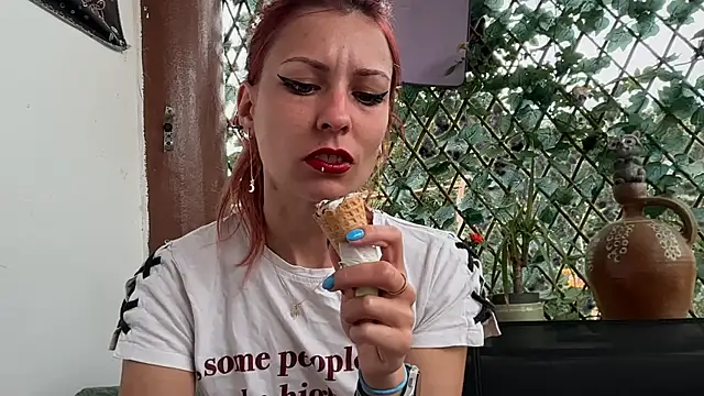 Chat soba uživo modela karo123421
